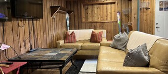 Chalet walk to Ski Hill Sleeps 12 5 bedrooms and bunk bed