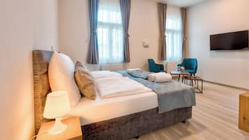 Free WiFi, bed sheets