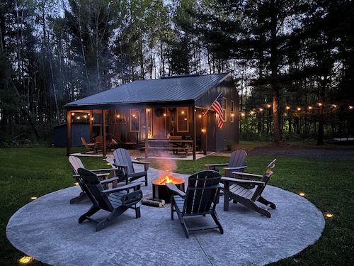 Newly Renovated Cabin in the Woods 3 kingBeds&Loft