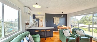 Brindabella - Only a ONE minute walk to the beach!