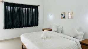 Suite Premium, balkon, pemandangan kolam renang | Wi-Fi gratis