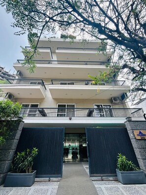 Fachada de la propiedad