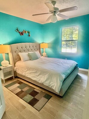 3 bedrooms, iron/ironing board, WiFi, bed sheets