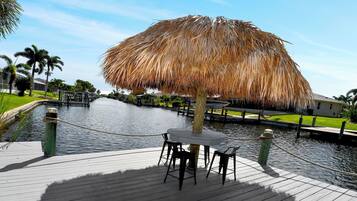 Villa | 3 bedrooms, Internet