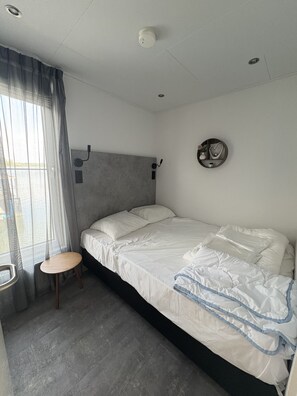 2 habitaciones, wifi gratis y ropa de cama