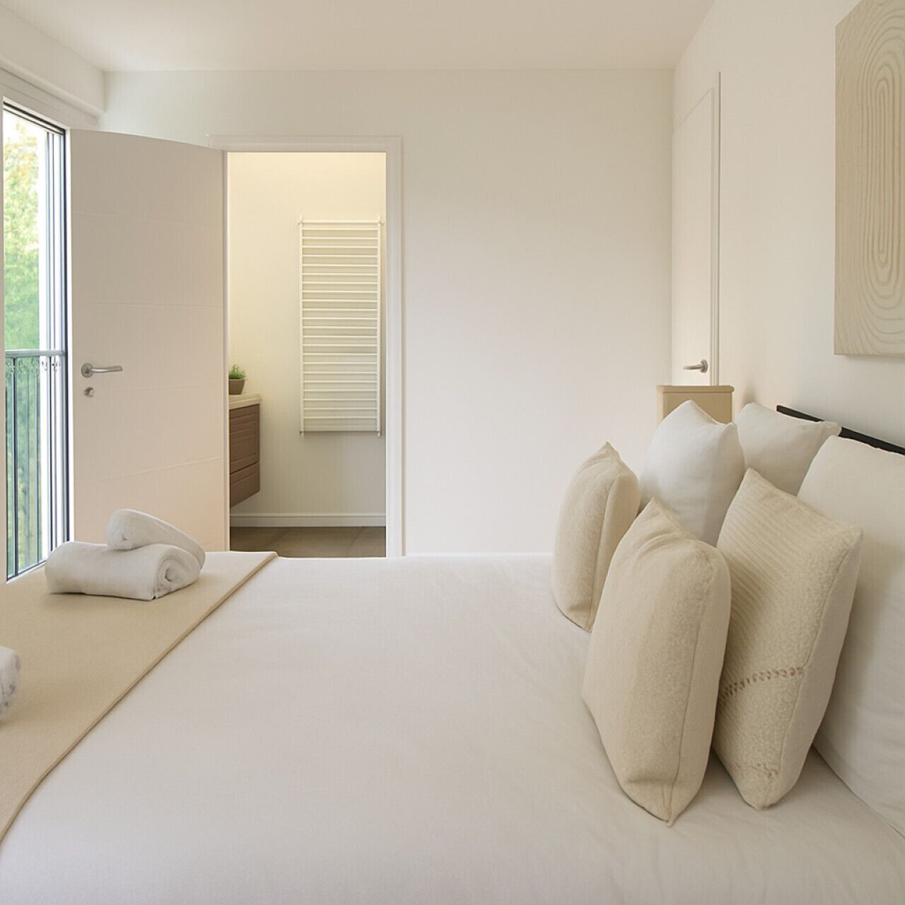 3 bedrooms, iron/ironing board, WiFi, bed sheets
