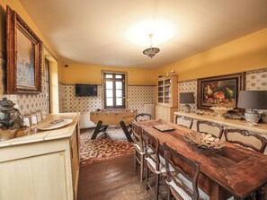 تناول الطعام