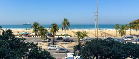 Apartment | Beach | Beach nearby, white sand, beach towels, 3 beach bars