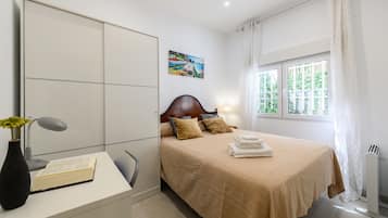 2 slaapkamers, een strijkplank/strijkijzer, gratis wifi
