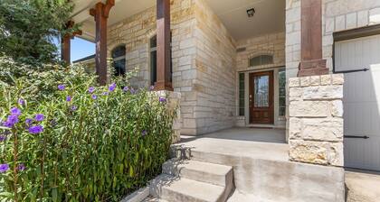 Contractors, Families, Large Groups Welcome! Pet Friendly 12-14 PPL