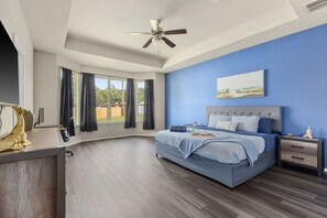 4 bedrooms, desk, iron/ironing board, travel cot