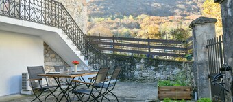 Holiday Home 'Casa Mialy - Clim Wifi Terrasse' with Mountain View, Wi-Fi and Air Conditioning