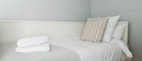 3 chambres, fer et planche Ă repasser, Wi-Fi, draps fournis