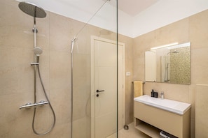 House | 3 bedrooms - Villa Fuska With Private Pool (Krk)