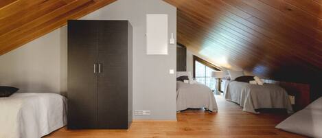 4 Schlafzimmer, Schreibtisch, WLAN, Bettwäsche