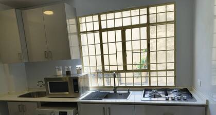 APARTAMENTO RENOVADO EN EL CENTRO DE CARACAS AGUA CONTINUA Y WIFI CERCA DE TODO