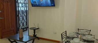 RENOVATED APARTMENT IN THE CENTER OF CARACAS CONTINUOUS WATER AND WIFI CLOSE TO ALL AMENITIES