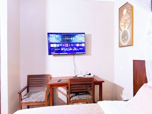 In-room dining - Rodland Furnished Apartments (Kampala)