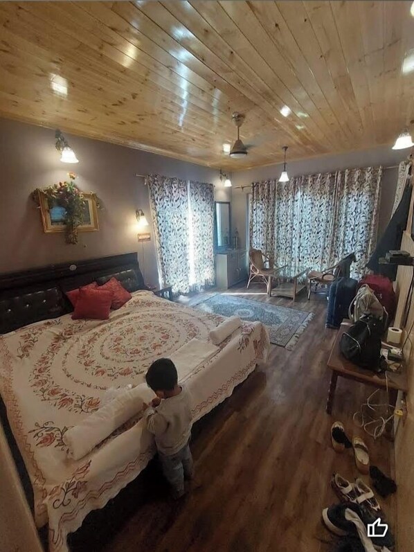 مكواة/لوح كي وواي فاي مجانًا