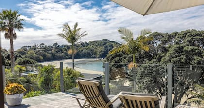 The Cottage – Oneroa’s Best Viewpoint