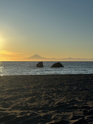 Ocean front cabin in Clam Gulch