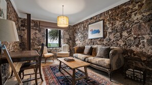 Televisión, chimenea