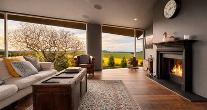 Vale Hill House A breathtaking country estate
