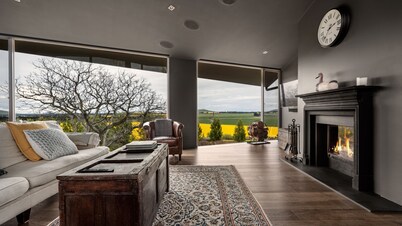 Vale Hill House A breathtaking country estate