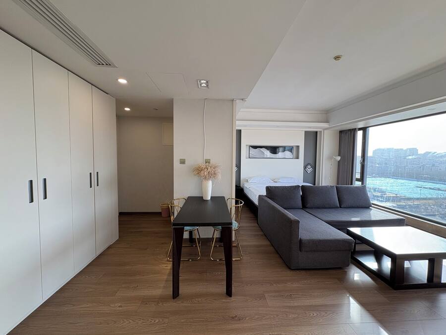 Suite estudio panorámica | Decoración individual, escritorio, espacio para trabajar con un portátil