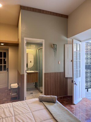 1 soverom, strykejern/-brett, wi-fi (inkludert) og sengetøy