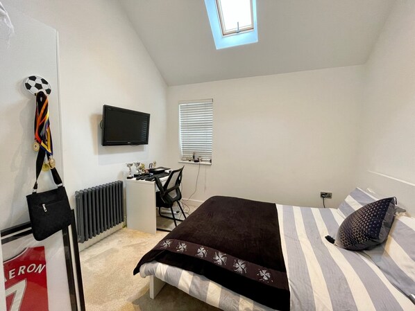 4 bedrooms