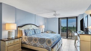 2 bedrooms, desk, WiFi, bed sheets