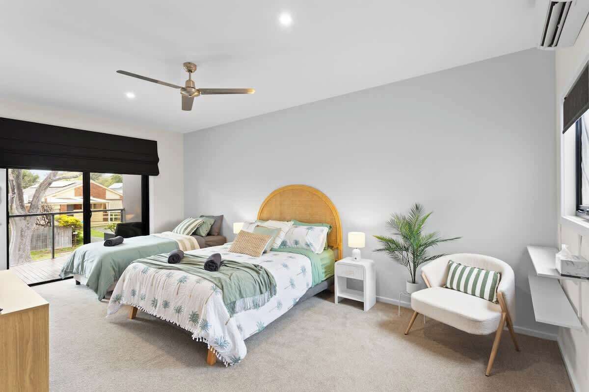 3 habitaciones, tabla de planchar con plancha, cuna de viaje y wifi 