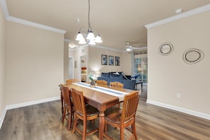 Interior - Tuscana Resort 3 Bedroom Condo Clubhouse Access 8 miles to Disney (Davenport)