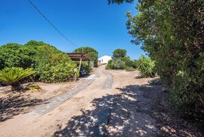 Family Villa, Multiple Bedrooms, Mountainside (Villa La Licciola) | Property grounds - Villa La Licciola (Arzachena)