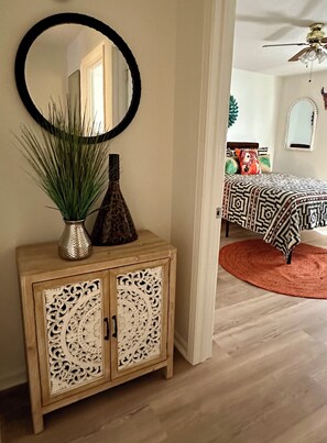 2 chambres, fer et planche à repasser, Wi-Fi gratuit, draps fournis
