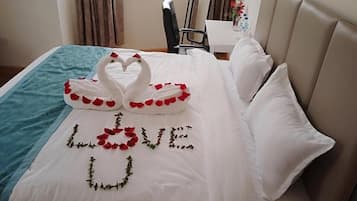 In-room safe, desk, laptop workspace, iron/ironing board