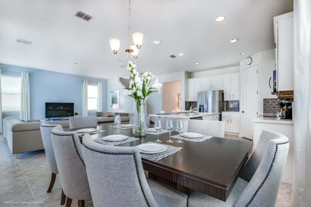 House, 4 Bedrooms | Dining