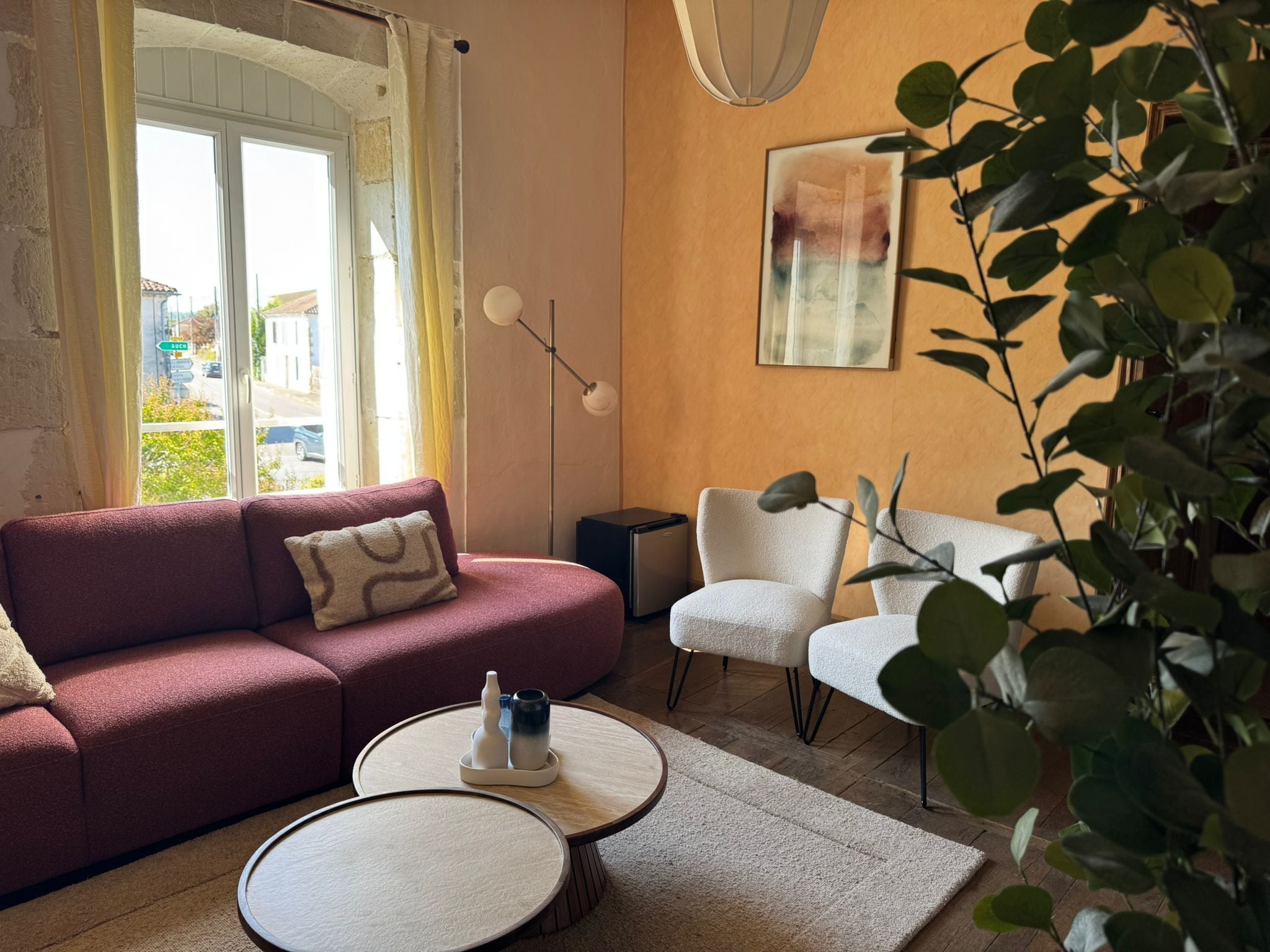 Firemannsrom – deluxe, ikke-røyk, hageutsikt | Safe på rommet, lydisolert, strykejern/-brett og wi-fi (inkludert)