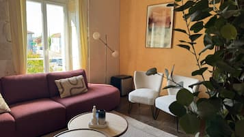 Deluxe Quadruple Room, Non Smoking, Garden View | In-room safe, iron/ironing board, free WiFi