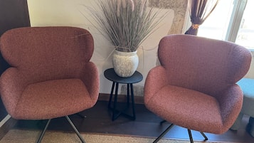 TvÄbÀddsrum Deluxe - icke-rökare | VÀrdeförvaringsskÄp pÄ rummet, strykjÀrn/strykbrÀda och gratis wi-fi