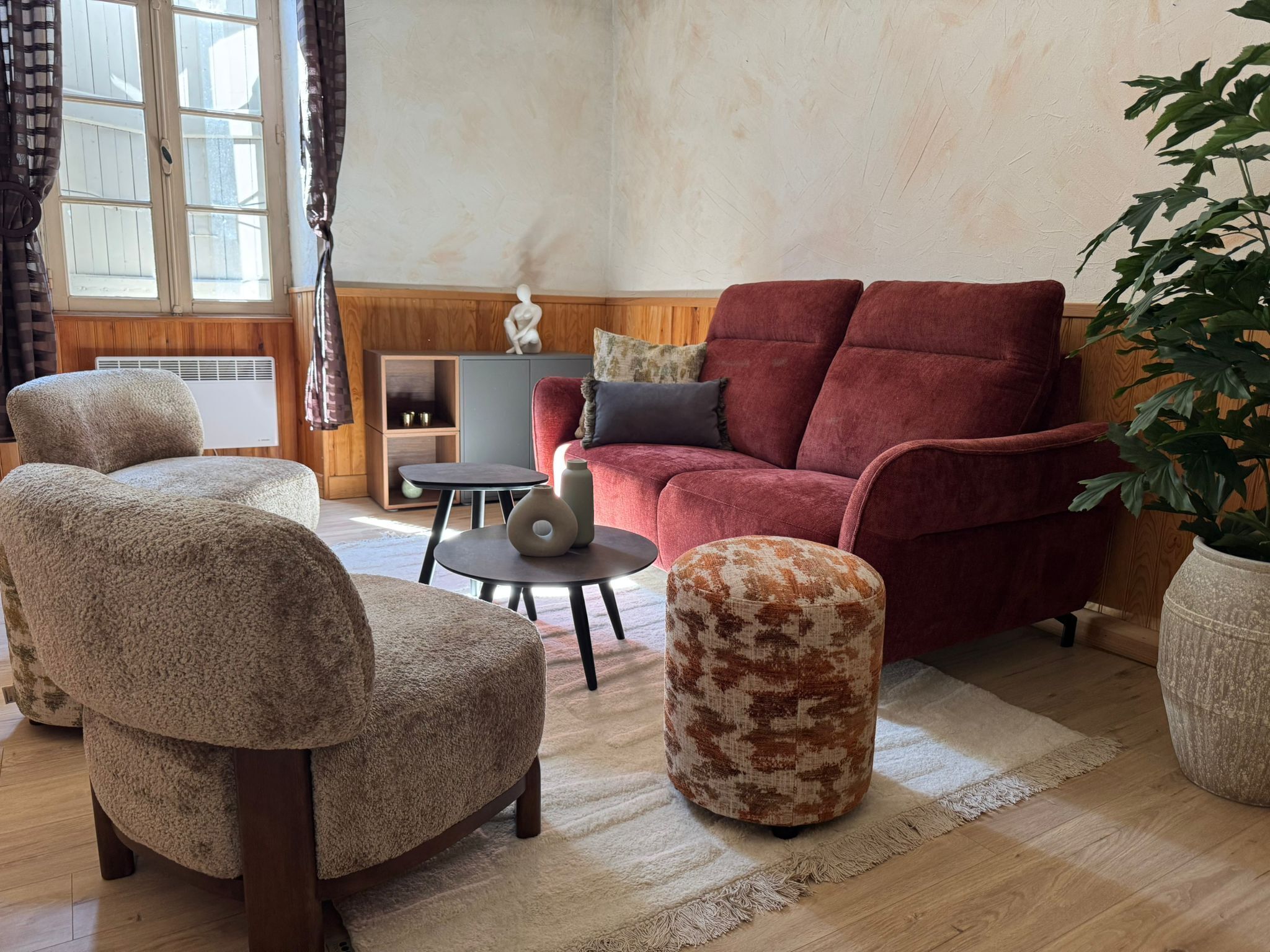 Lägenhet Deluxe - icke-rökare | Värdeförvaringsskåp på rummet, ljudisolering och strykjärn/strykbräda