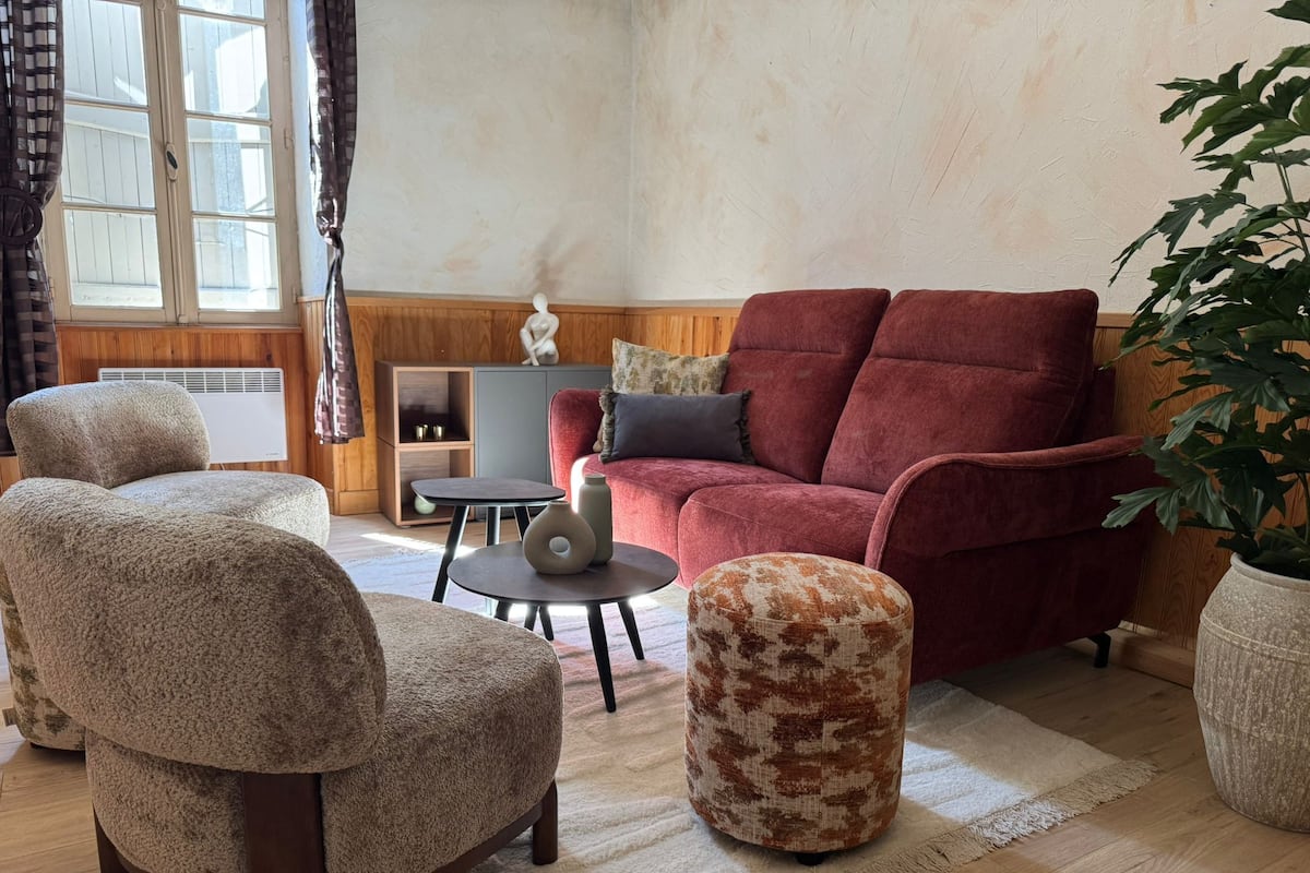 Deluxe appartement, niet-roken | Een kluis op de kamer, een strijkplank/strijkijzer, gratis wifi