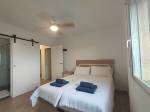 3 camere, ferro/asse da stiro, Wi-Fi gratuito, lenzuola