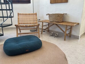 Interior - Villa - Sleeps 8 - Pool - Pets Ok - Parking (Benissa)