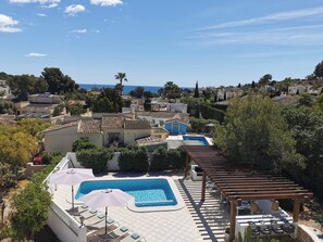 Outdoor pool - Villa - Sleeps 8 - Pool - Pets Ok - Parking (Benissa)
