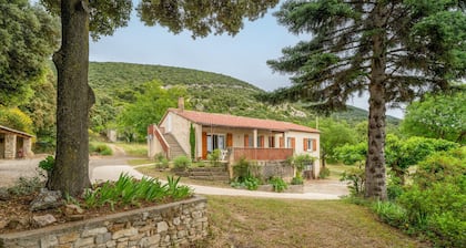 Gîte La Motette Drôme Provençale