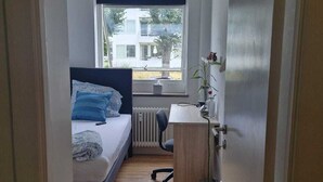 Unclassified image, 5 of 14, button - Room-single Bed, Private Room (Virum)