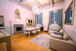 Apartment | 2 bedrooms - Avignonesi - Tuscan Palace (Montepulciano)