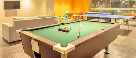Apartment | Game room